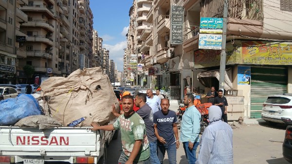 محافظ الدقهلية يتابع جهود حي غرب في إزالة الإشغالات ومواجهة النباشين