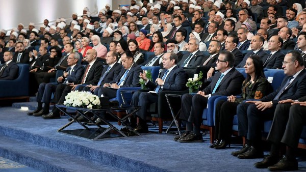 رئيس جامعة المنصورة يشارك بجلسة «الخطاب الديني وتأثيره على القيم في المجتمع» ضمن فعاليات منتدى مصر
