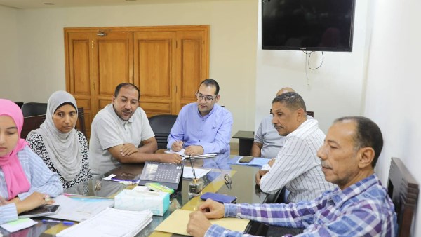 220 تظلمًا لتقنين البناء على أملاك الدولة بالبحر الأحمر.. اللجنة تنتهي من فحص 27 طلبًا