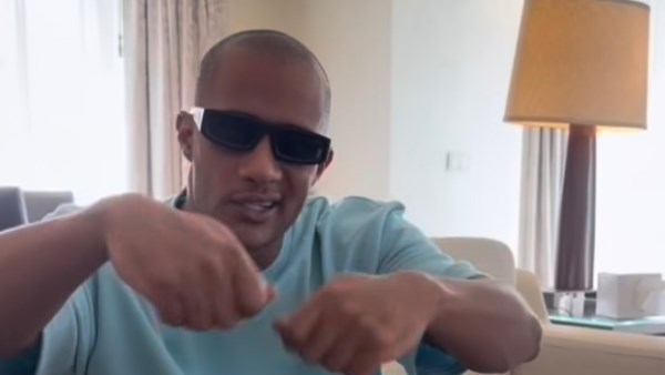 محمد رمضان يُشوّق جمهوره لكليب «جي تي إيه» مع نجمي البرازيل .. شاهد