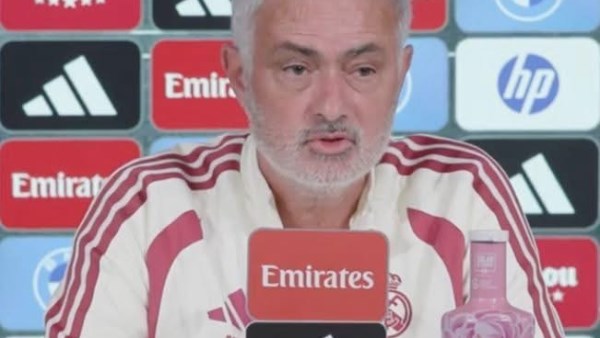مورينيو يشيد بفينيسيوس جونيور: أقدّره كثيرًا وأقضي وقتًا معه يوميًا
