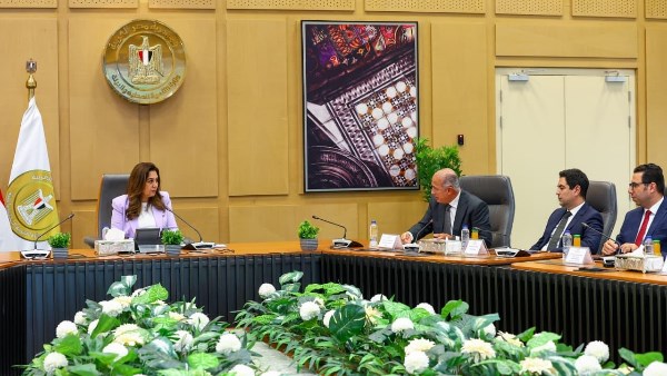 وزيرة البيئة تتابع آخر مستجدات مشاركة مصر في قمة المناخ بتركيا