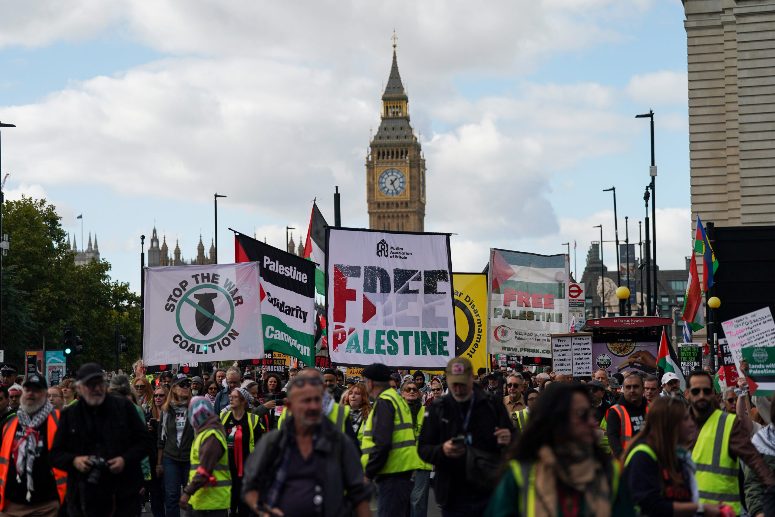 Three Palestinian prisoners face medical neglect in Israeli jails