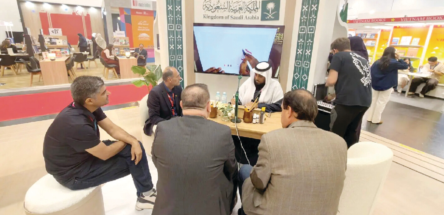 «الخط العربي» يُبهر زوار معرض فرانكفورت الدولي