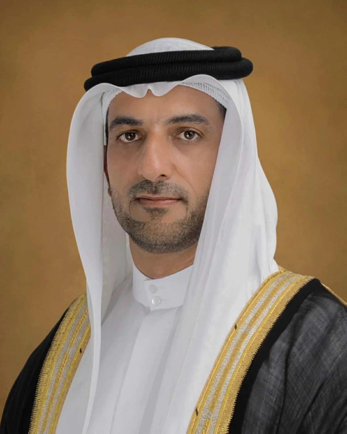 للمجد عنوان