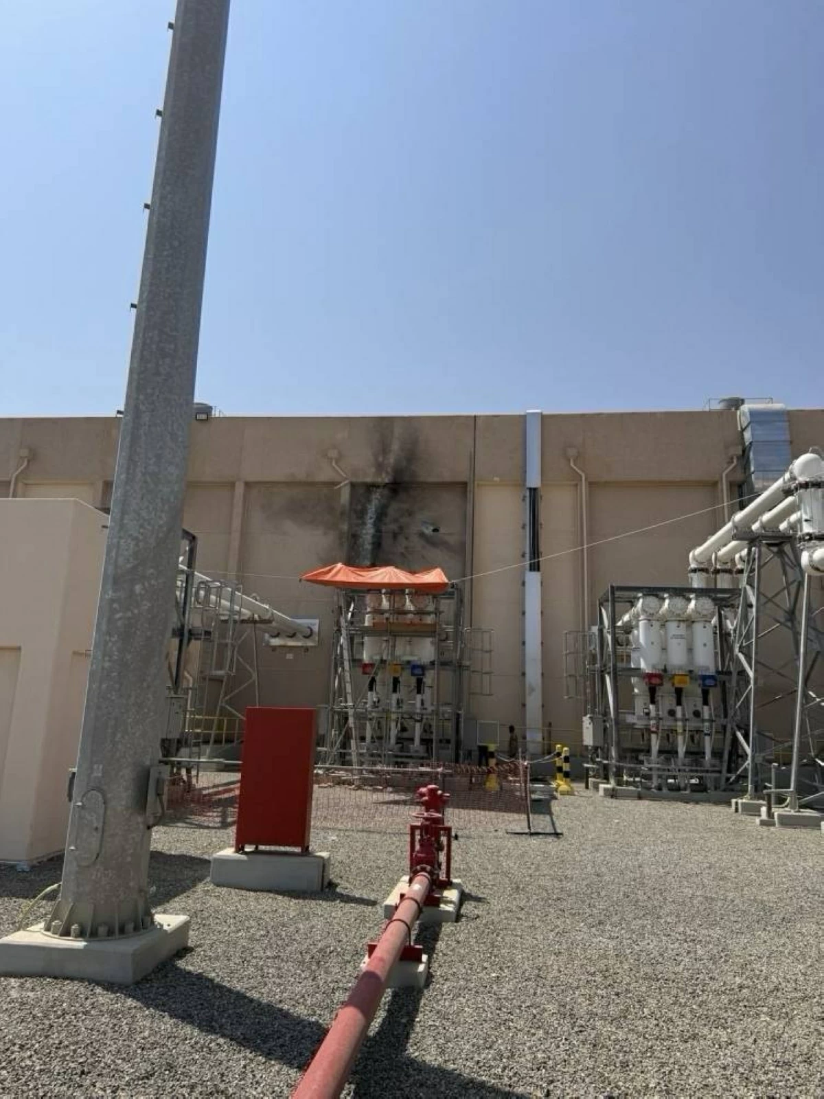 السعودية: الحوثيون استهدفوا محطة توزيع كهرباء في المدينة المنورة