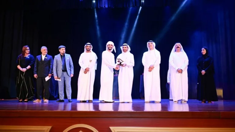 «أصوات لم تدفن» أفضل عرض في «كلباء للمسرحيات القصيرة»