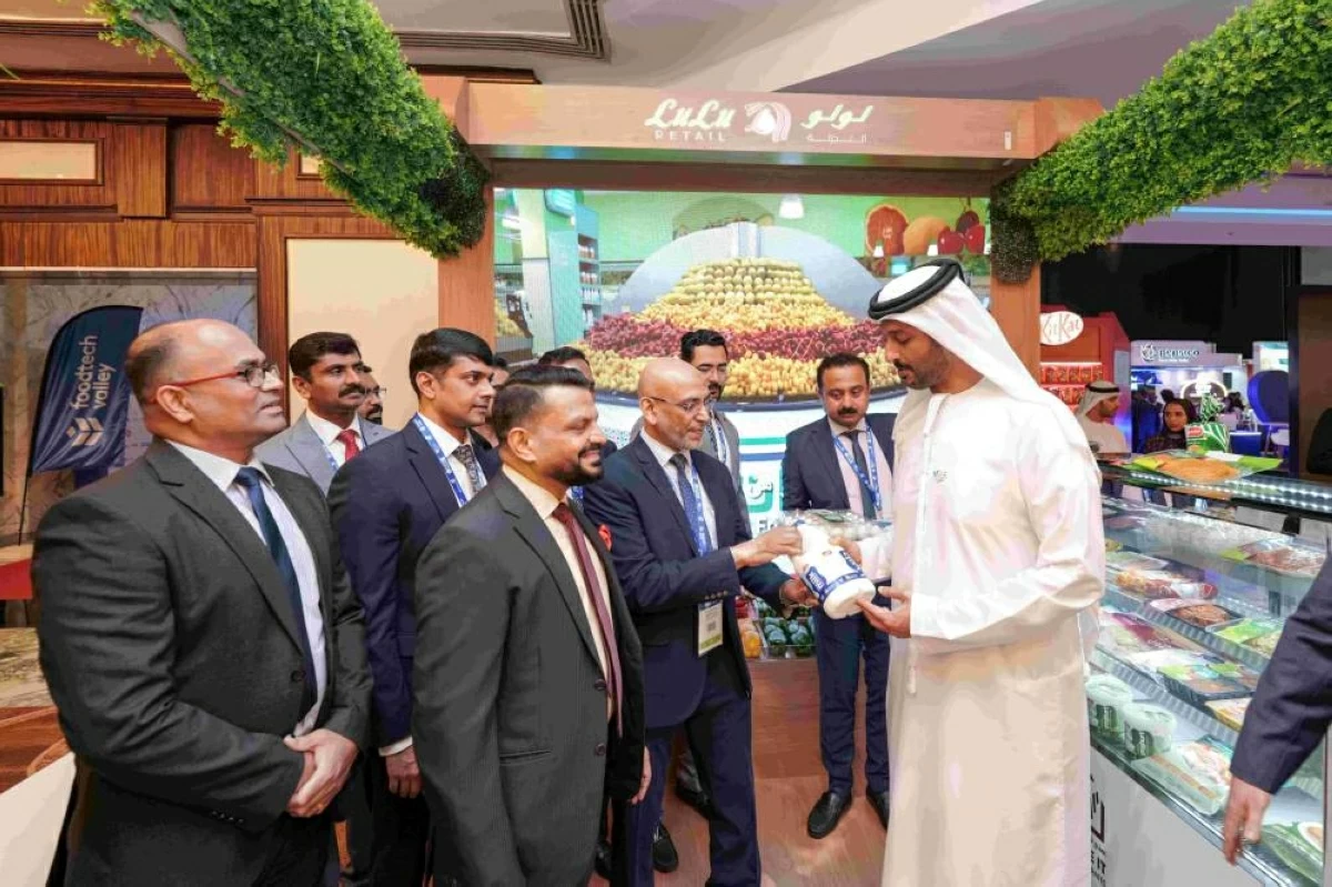 برنامج متكامل للأعمال والمعرفة في «أسبوع الغذاء»