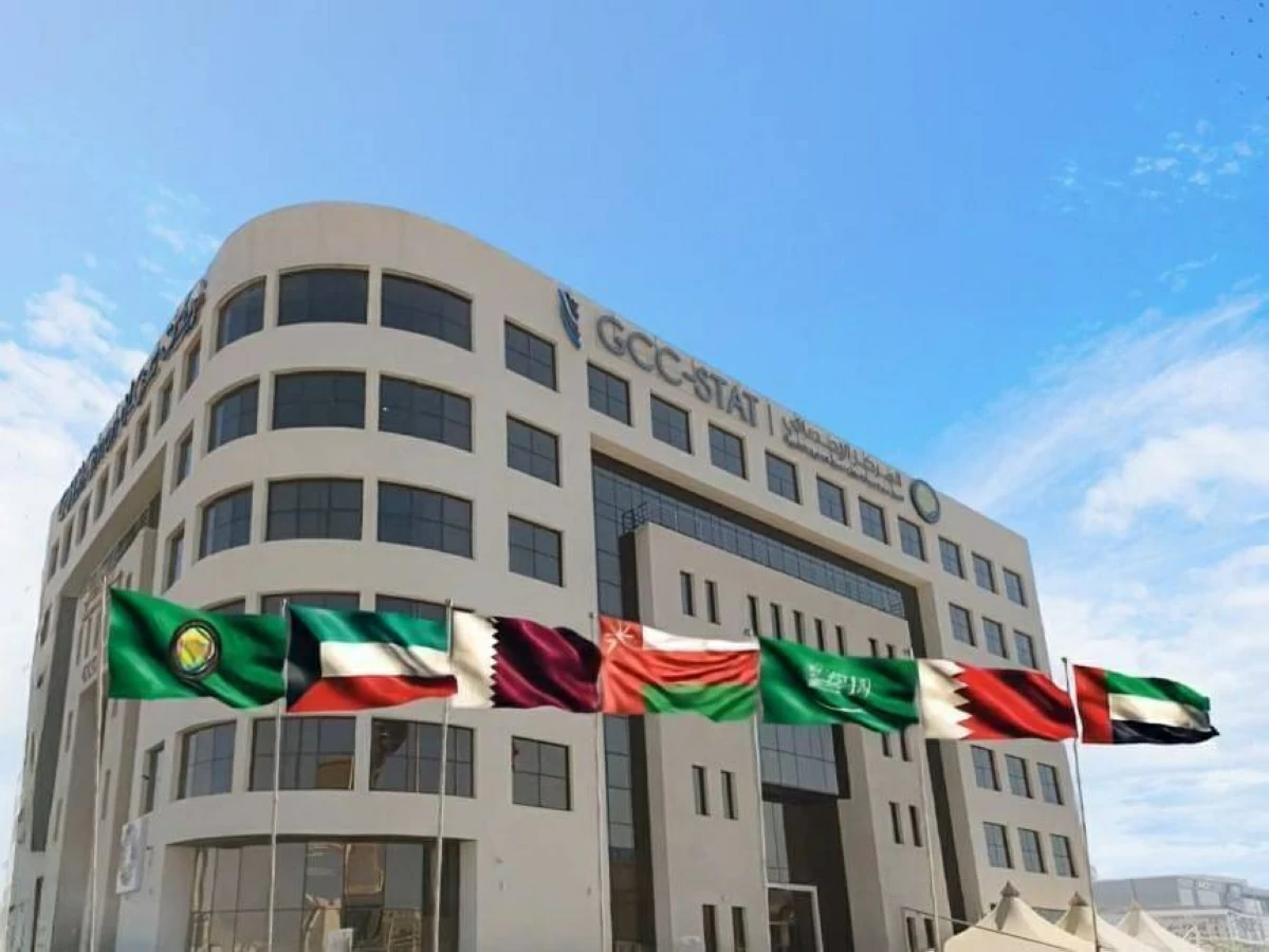 161 مليار دولار.. تحويلات العاملين بالخليج تتصدر عالمياً 2025