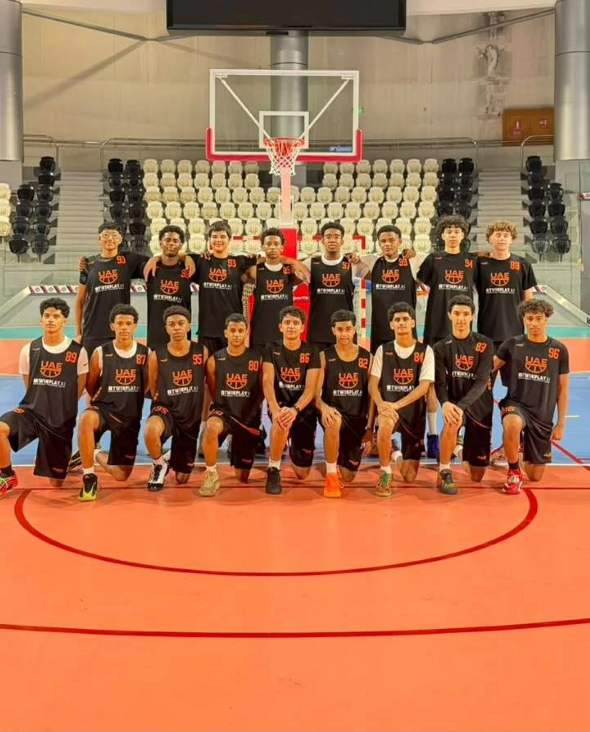 منتخب الإمارات للسلة تحت 15 عاماً يدشن تجمعه التدريبي