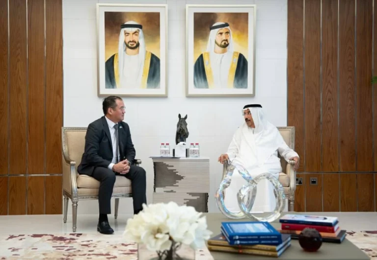 مكتبة محمد بن راشد تطل على الثقافة الكازاخية