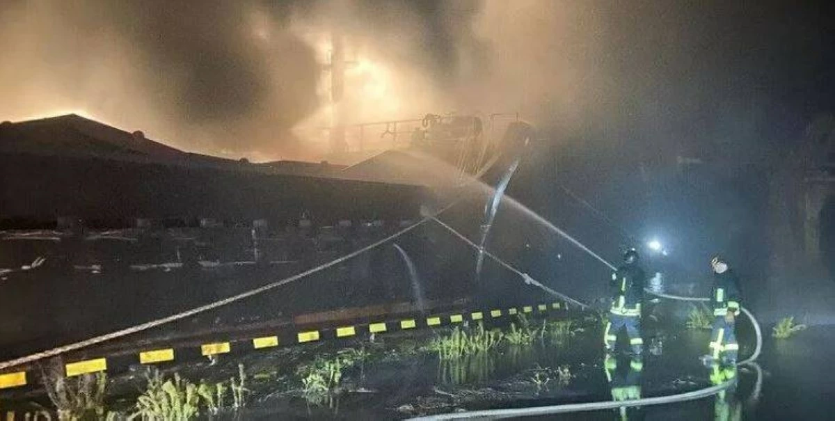 رومانيا: مقتل 2 وإنقاذ 11 إثر اندلاع حريق بسفينة في البحر الأسود