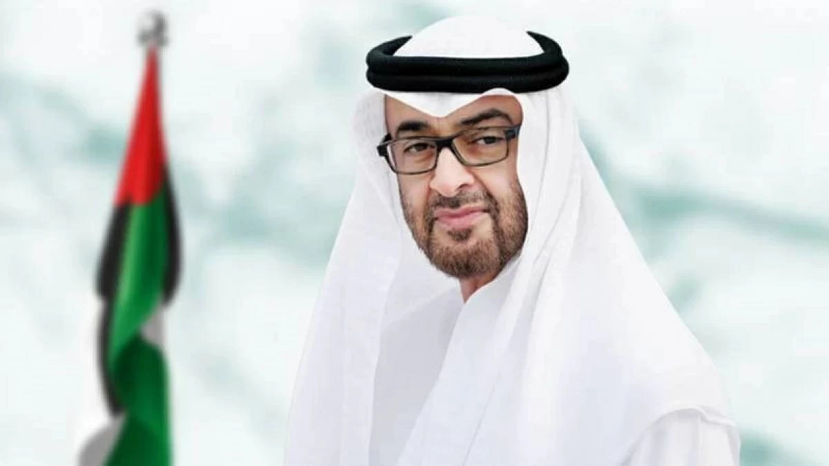 رئيس الدولة يهنئ خادم الحرمين الشريفين وولي عهده بـ«خليجي 27»