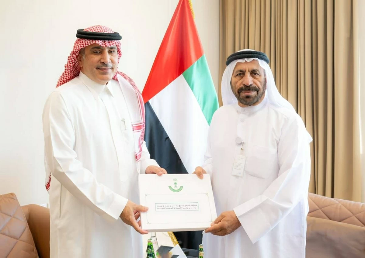 محمد بن زايد يتلقى دعوة من خادم الحرمين الشريفين لحضور القمة الخليجية الأوروبية