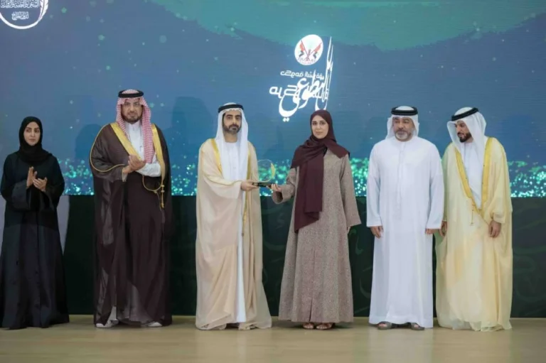 سالم بن عبد الرحمن يكرم الفائزين في «أدب دول الخليج»