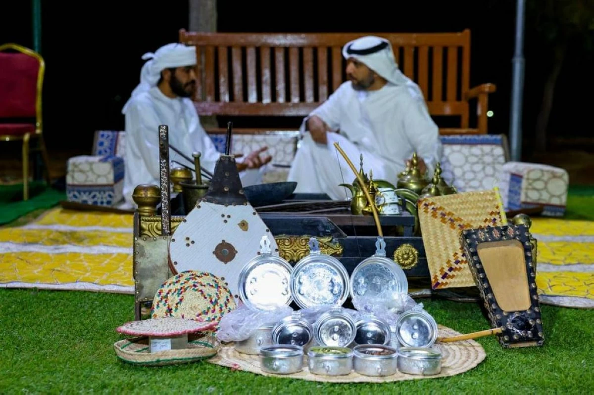 بلدية العين تنظم «سنعنا هويتنا»