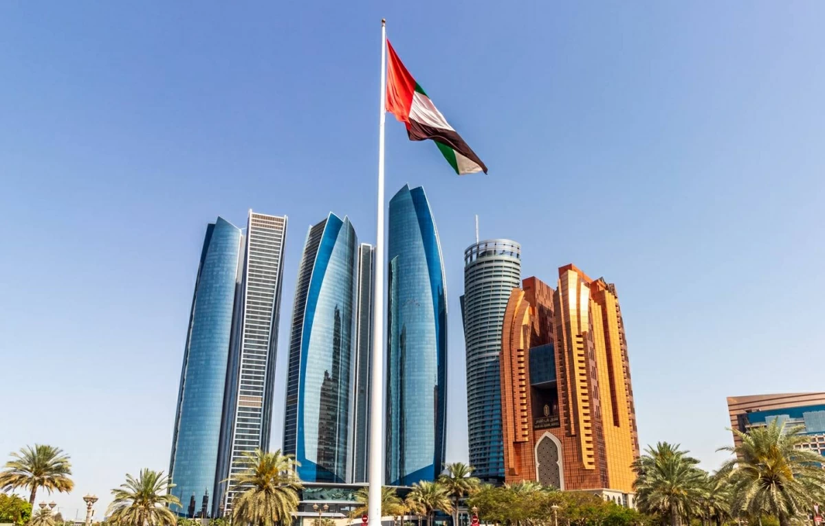 «فيتش»: اقتصاد الإمارات مرن ويتجاوز التحديات بثبات