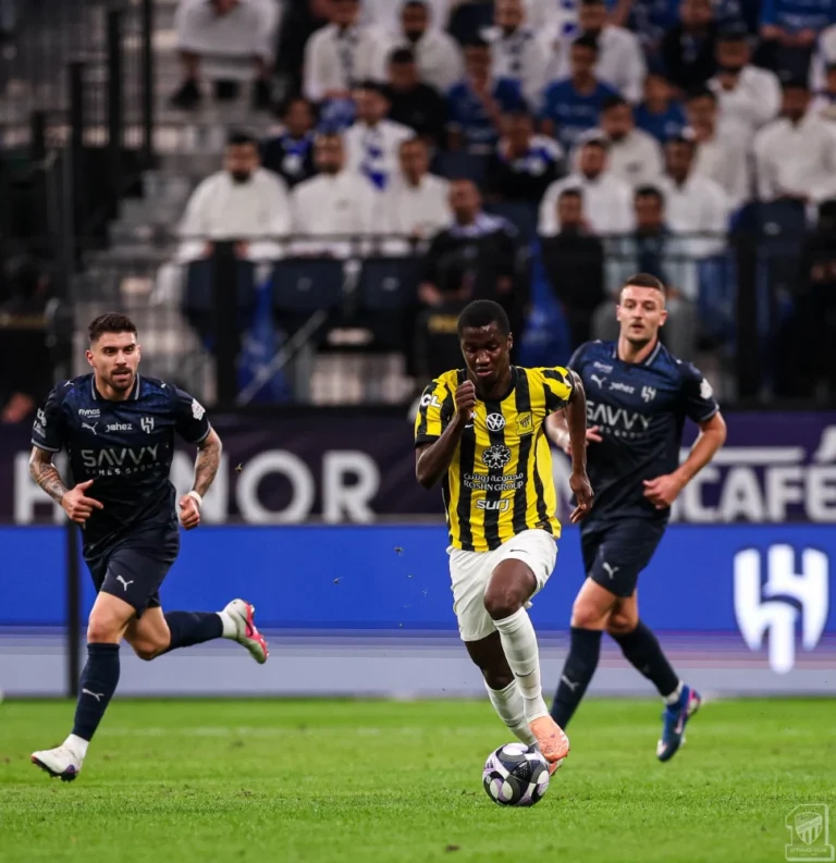 الهلال والاتحاد..«كلاسيكو» بشعار استعادة الصدارة