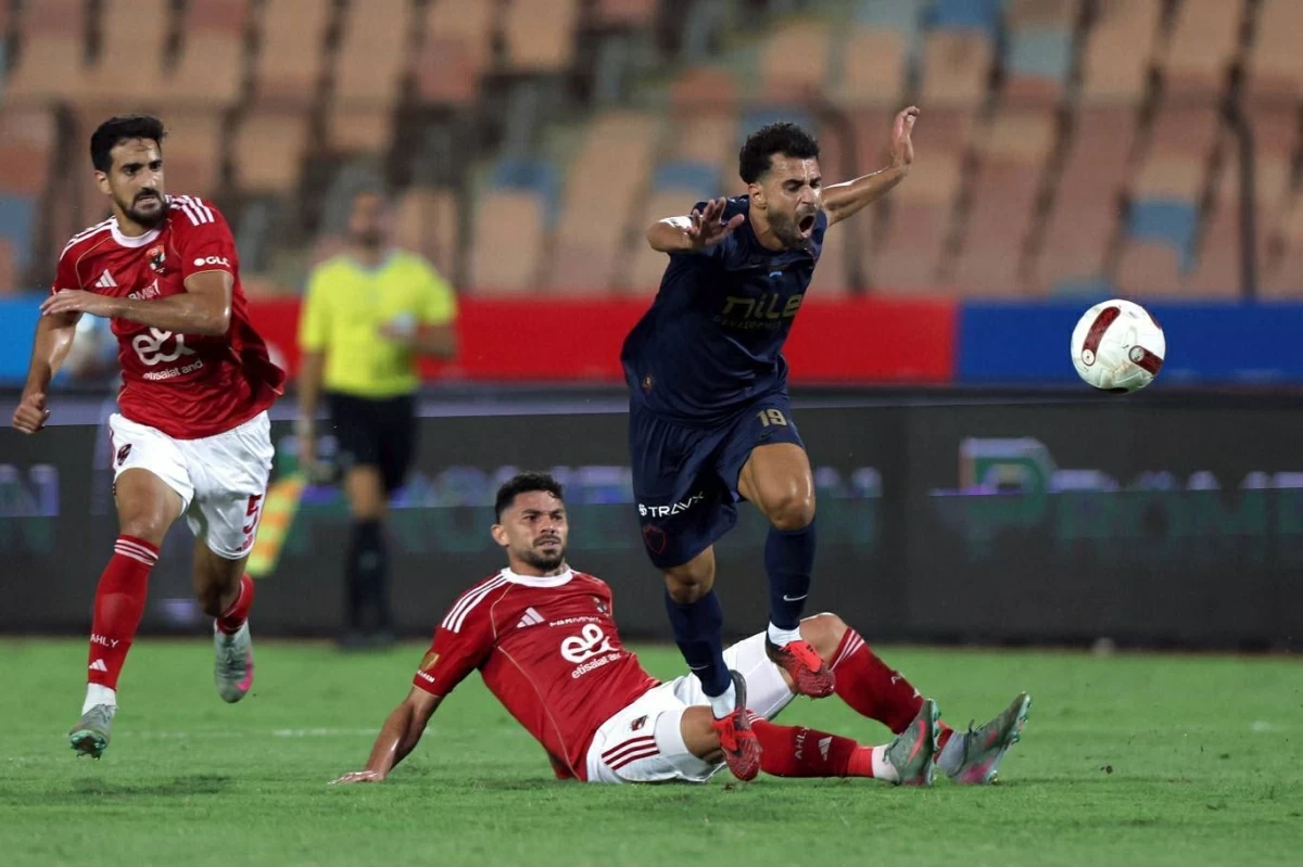 صدمة في الأهلي والزمالك قبل القمة 133.. من يغيب عن تشكيلة الفريقين؟