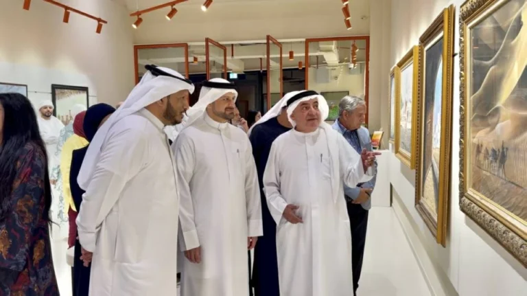 «تراث وهوية».. 50 عاماً من تجربة الفنان أحمد الأنصاري