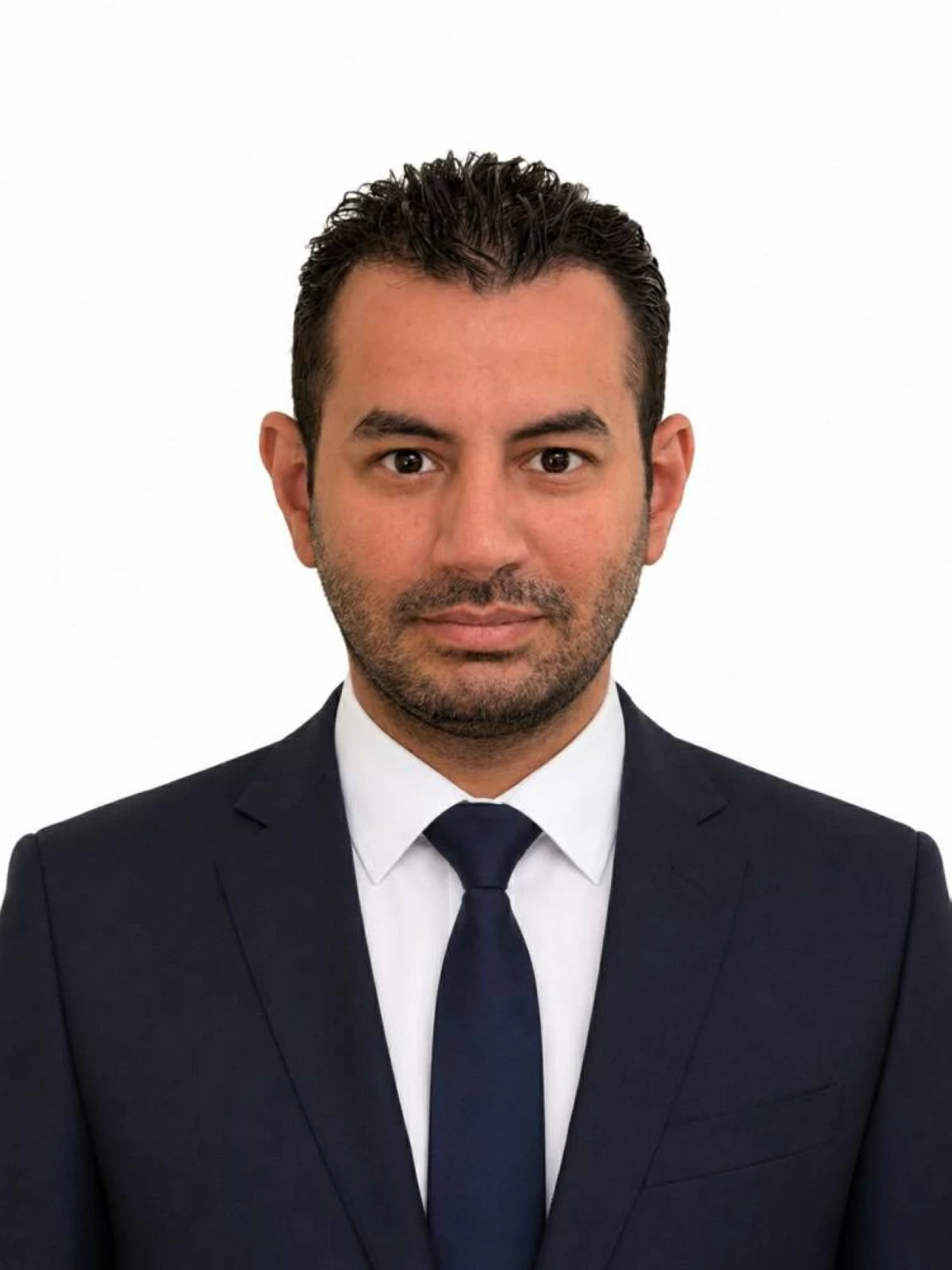 «دبي للشطرنج» يستعين ببطل العالم للشباب أحمد عدلي