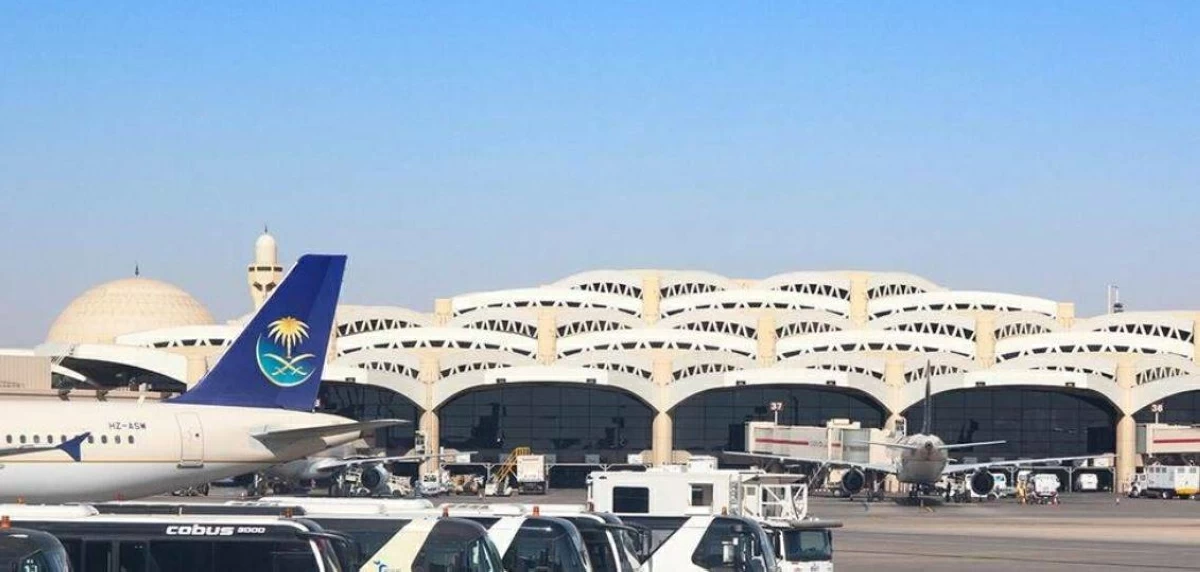 وفاة هندي متأثراً بإصابته في هجوم السبت على مطار الرياض