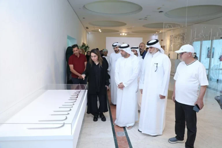 «بينهما» يرصد أبعاد الحرف في ملتقى الخط