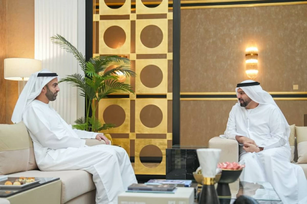 محمد بن سعود يطلع على خدمات «الاتحاد للمعلومات الائتمانية»