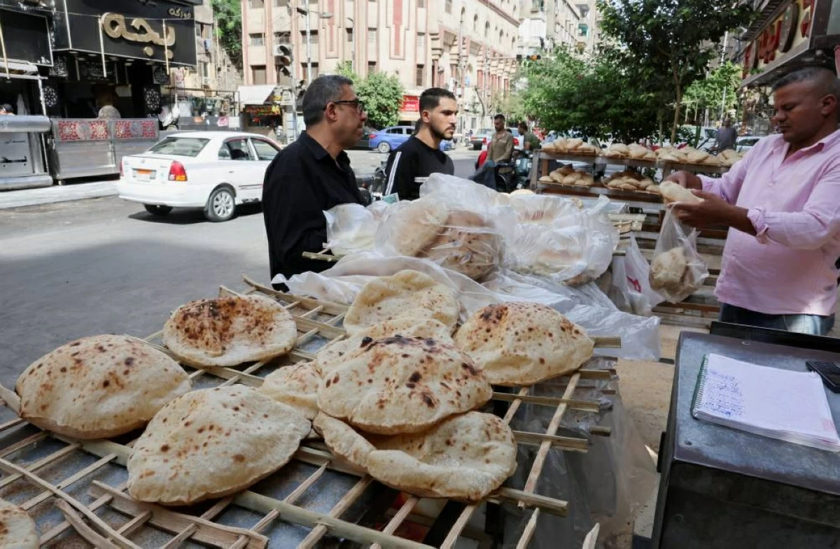 مصر تشدّد شروط استيراد القمح.. ووضع حد أدنى لمؤشر قوة الخبز