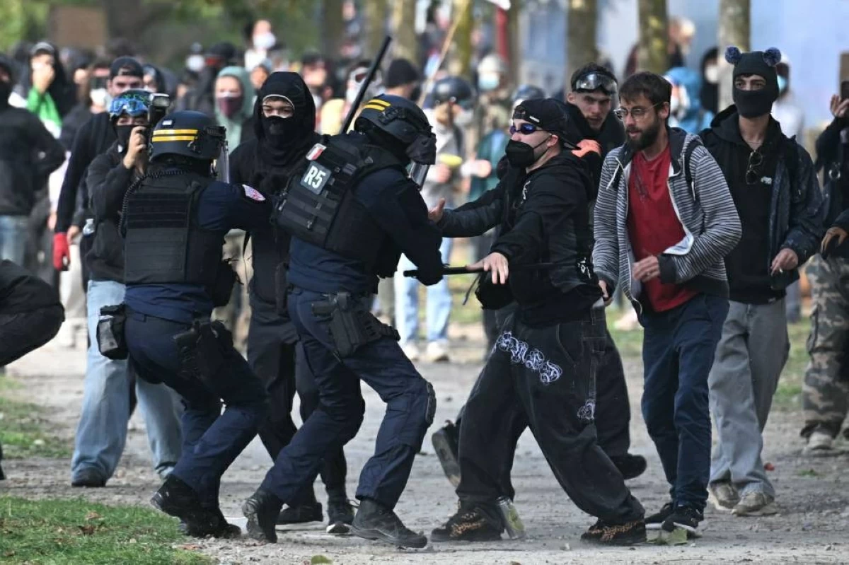 800 ألف مشارك في احتجاجات غلاء المعيشة في فرنسا.. والحكومة تندد بالعنف