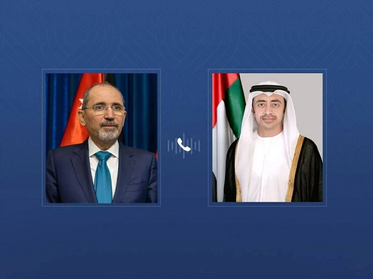 عبدالله بن زايد ووزير الخارجية الأردني يبحثان هاتفياً التطورات في المنطقة