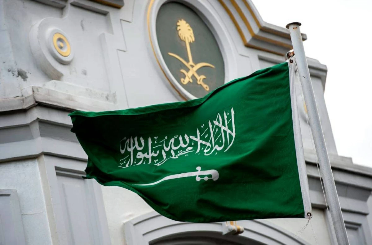 السعودية تعترض صاروخاً حوثياً باتجاه الرياض