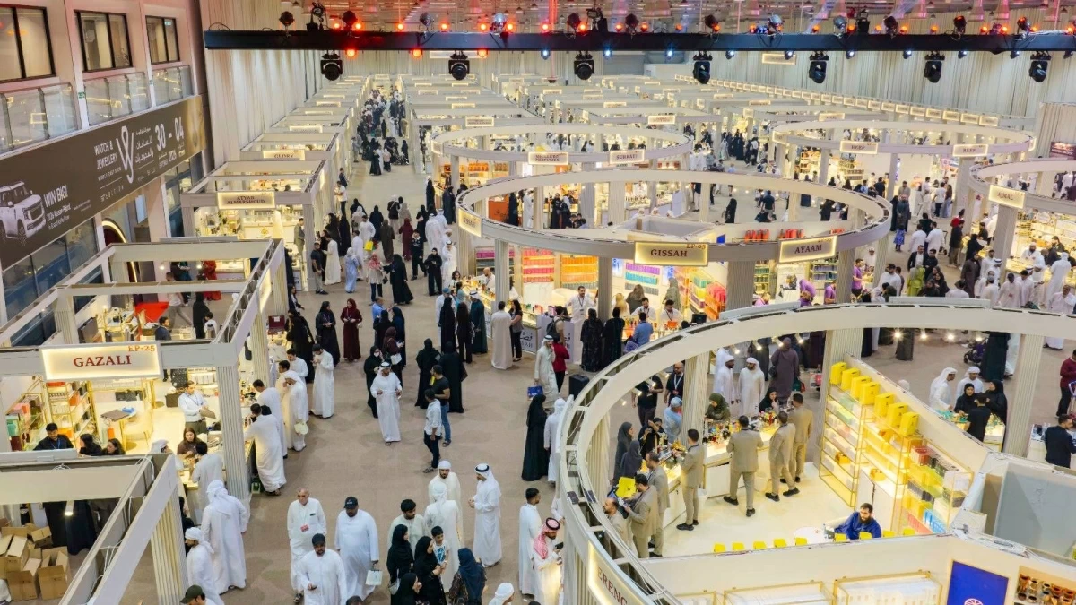 «إكسبو الشارقة» يستقطب 120 ألف زائر لـ«العطور والعود» و«مستحضرات التجميل»