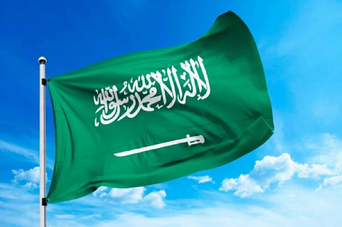 السعودية تدمر صاروخاً حوثياً باتجاه الرياض