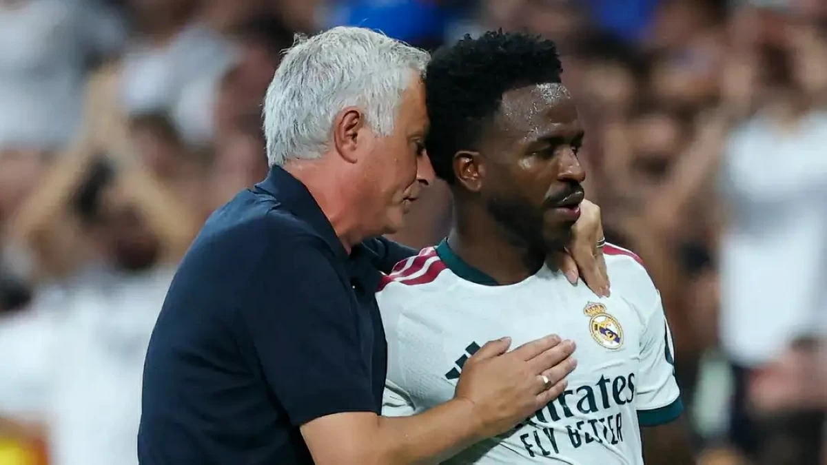 «قلبه حسم قراره».. فينيسيوس فكر في مغادرة ريال مدريد