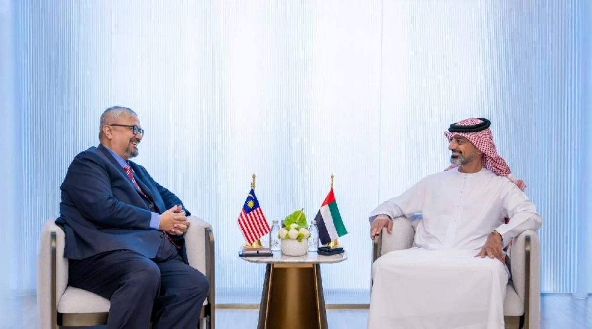 عمار بن حميد وسفير ماليزيا يبحثان تعزيز العلاقات