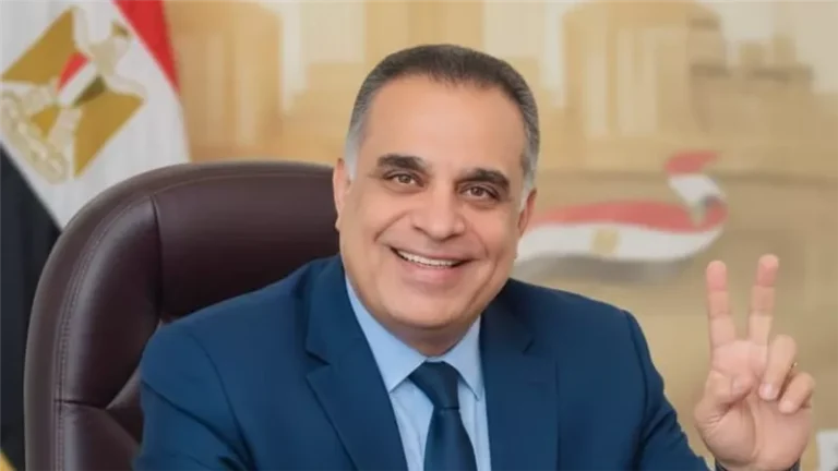 أحمد زكى يكتب: خائن الأمانة وأتباعه الخيانة سقوط أخلاقي وتبريرها مسؤولية لا يمحوها الولاء