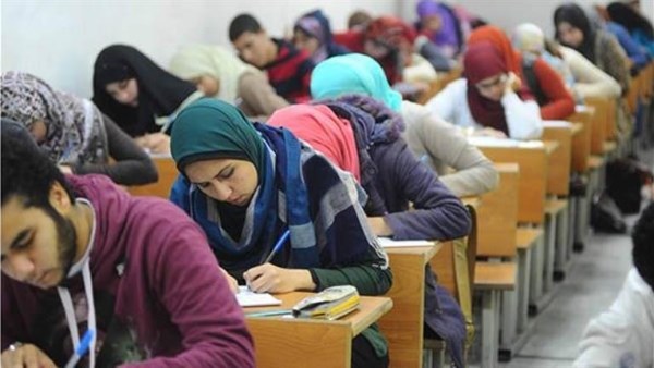 الموبايل بيسرق 4 ساعات من يومكم.. حسام موافي يكشف سر التفوق الدراسي ويوجه نصائح لطلاب الثانوية العامة