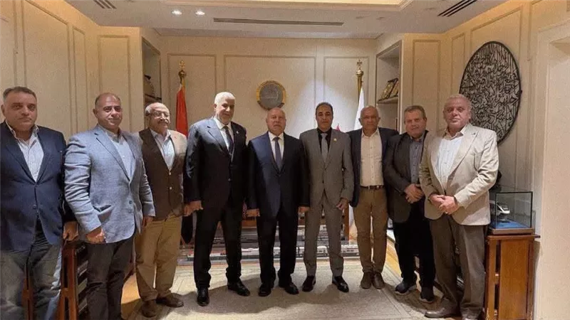 وزير النقل يبحث مع نواب شمال سيناء مستجدات تطوير خط سكة حديد الفردان–العريش–طابا