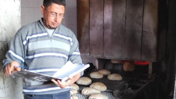 ضبط 42 مخالفة بالمخابز وحصد 33 ميدالية وتقديم خدمات طبية لـ2349 مواطنًا