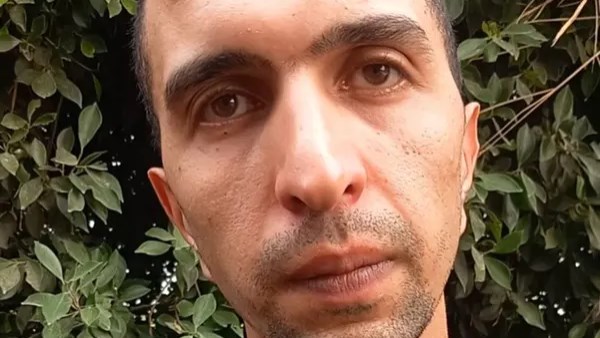 شقيق عزة رمزي يروي تفاصيل علمه بوفاتها ويشكر الخارجية والسفارة المصرية