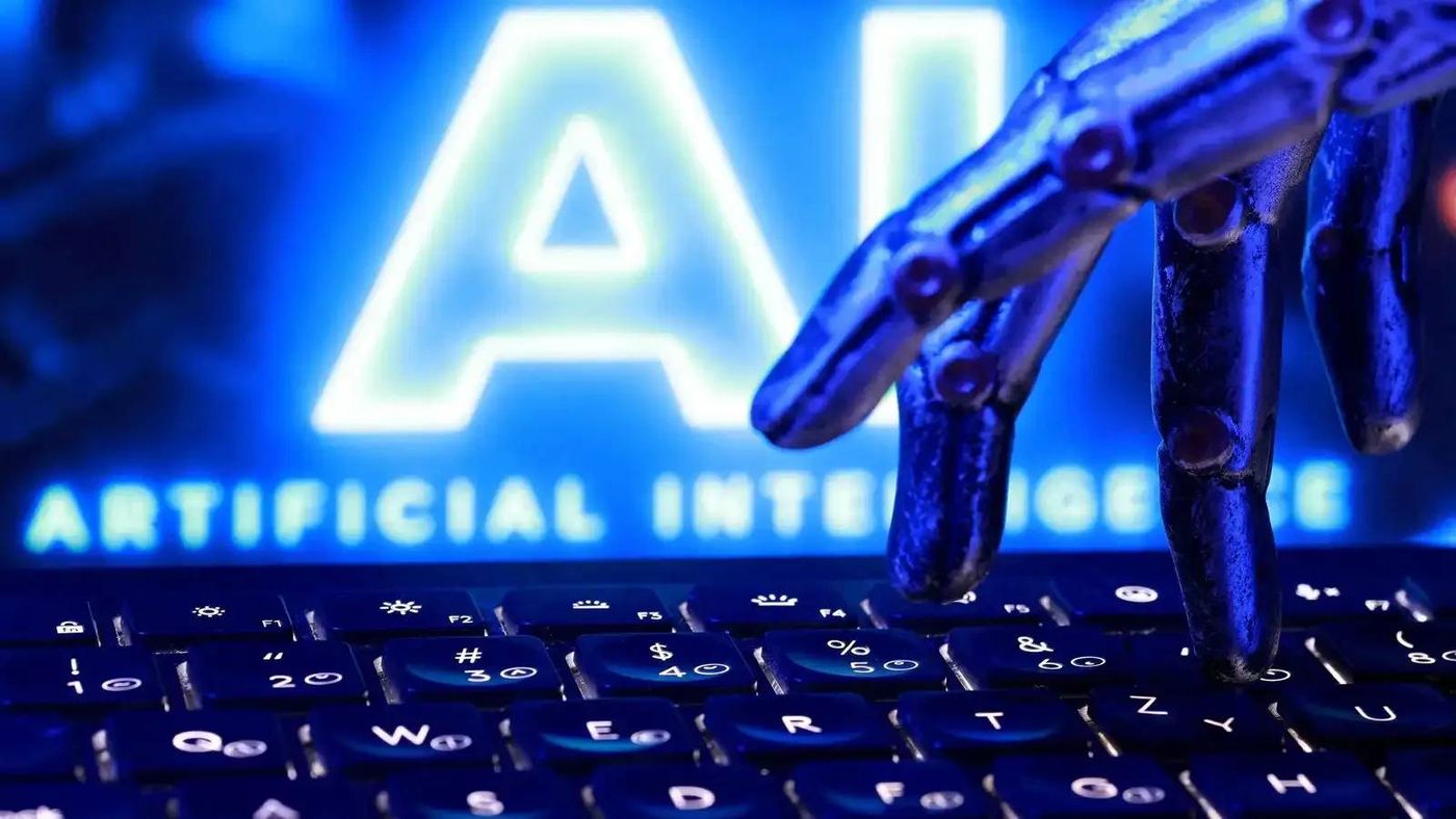 أجهزة ذكية تعمل باستمرار… هل يتغير مستقبل الحواسيب الشخصية؟