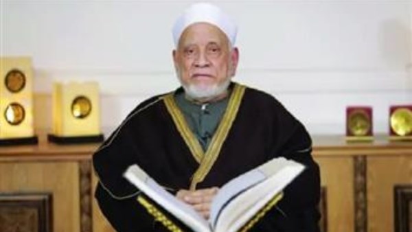 التسامح والتسهيل.. عبدالغني هندي يكشف أبرز ما ميز الراحل أحمد عمر هاشم