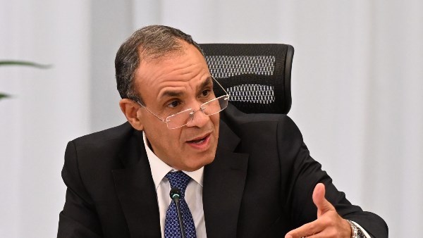 بدر عبد العاطي يكشف موقف مصر من أزمات غزة والسودان وإيران