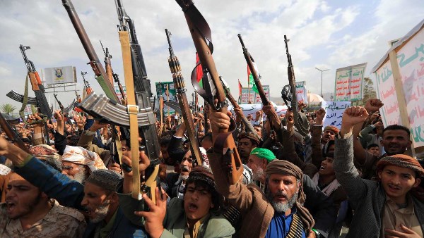 العميد عبده مجلي: معارك هجومية مضادة في تعز تكبد الحوثيين خسائر وتجبرهم على الفرار