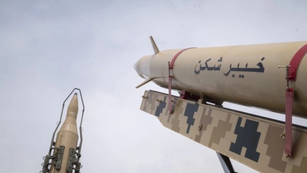 متحدث الحرس الثوري: حصلنا على أسلحة أكثر تطوراً منذ حرب الأربعين يوماً
