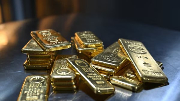 الذهب يعود للارتفاع .. ماذا يحدث قبل قرار الفائدة الأمريكية؟