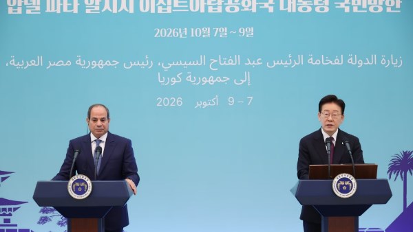 الديهي: زيارة السيسي لكوريا وماليزيا ناجحة بكل المقاييس وتجارب البلدين تستحق الدراسة