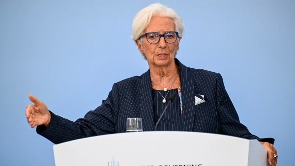 البنك المركزي الأوروبي: الذكاء الاصطناعي والاقتصاد الأخضر يعززان صمود منطقة اليورو أمام صدمات الطاقة