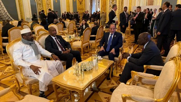 الرئيس السيسي يلتقي البرهان ورئيسي كينيا ومالي بموسكو